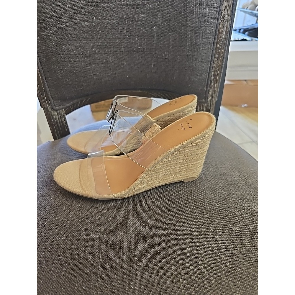 A New Day Wedge Sandals Clear Strap Ansel Platform Heels Tan Size 6 NWT - Picture 3 of 4